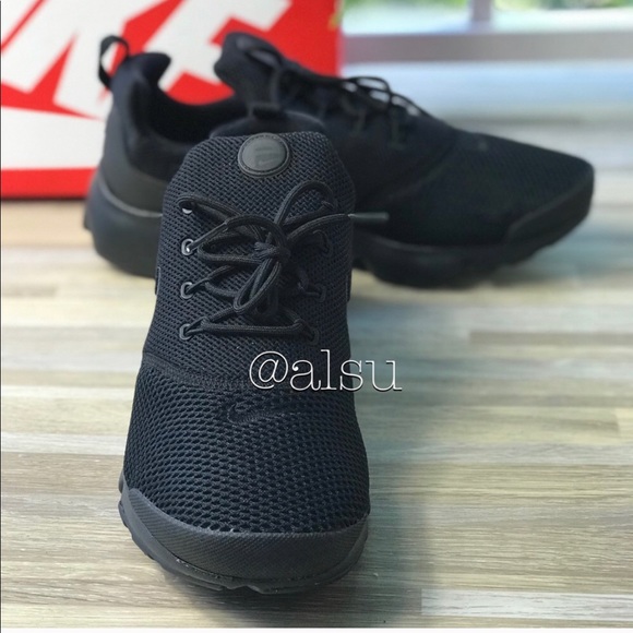 NWT Nike Air Presto Fly Black WMNS - Picture 7 of 8